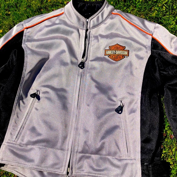 BN Authentic HARLEY DAVIDSON Cropped Moto Jacket - Picture 1 of 4